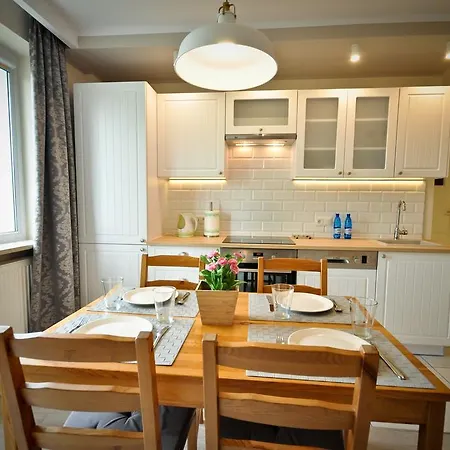 Unique Okrzei *