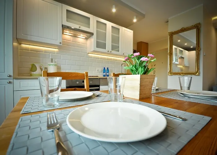 Unique Okrzei Apartamento *