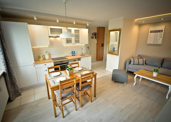 Unique Okrzei Apartamento